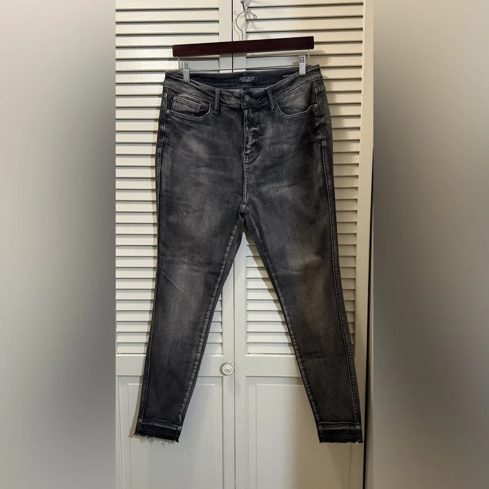 Judy Blue Jeans Jayce Skinny Fit Raw Hem Jeans Jb88165